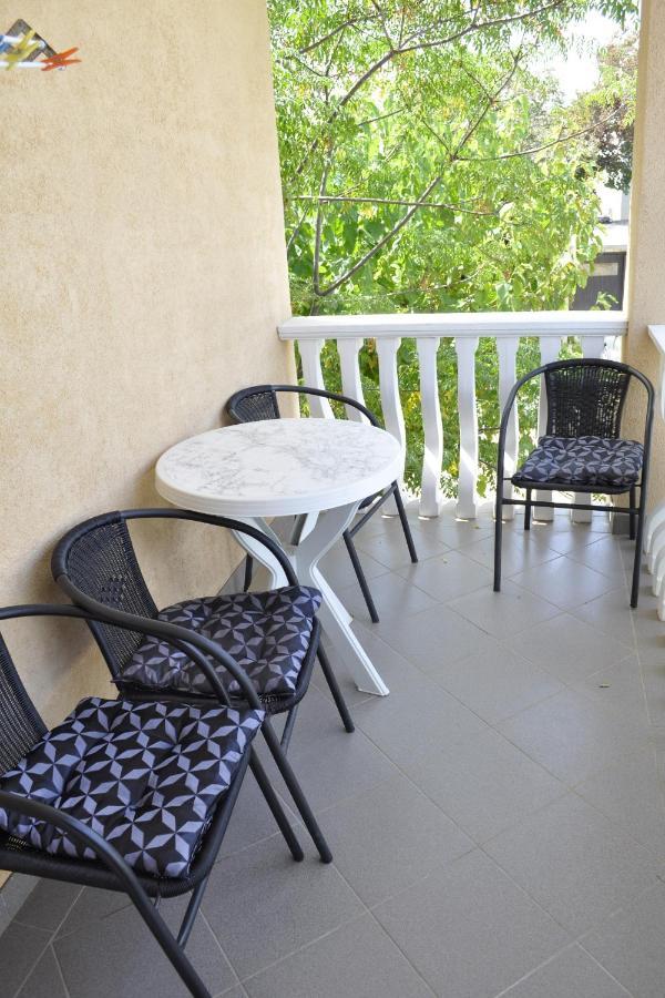 Apartment Vir 13686B Dış mekan fotoğraf